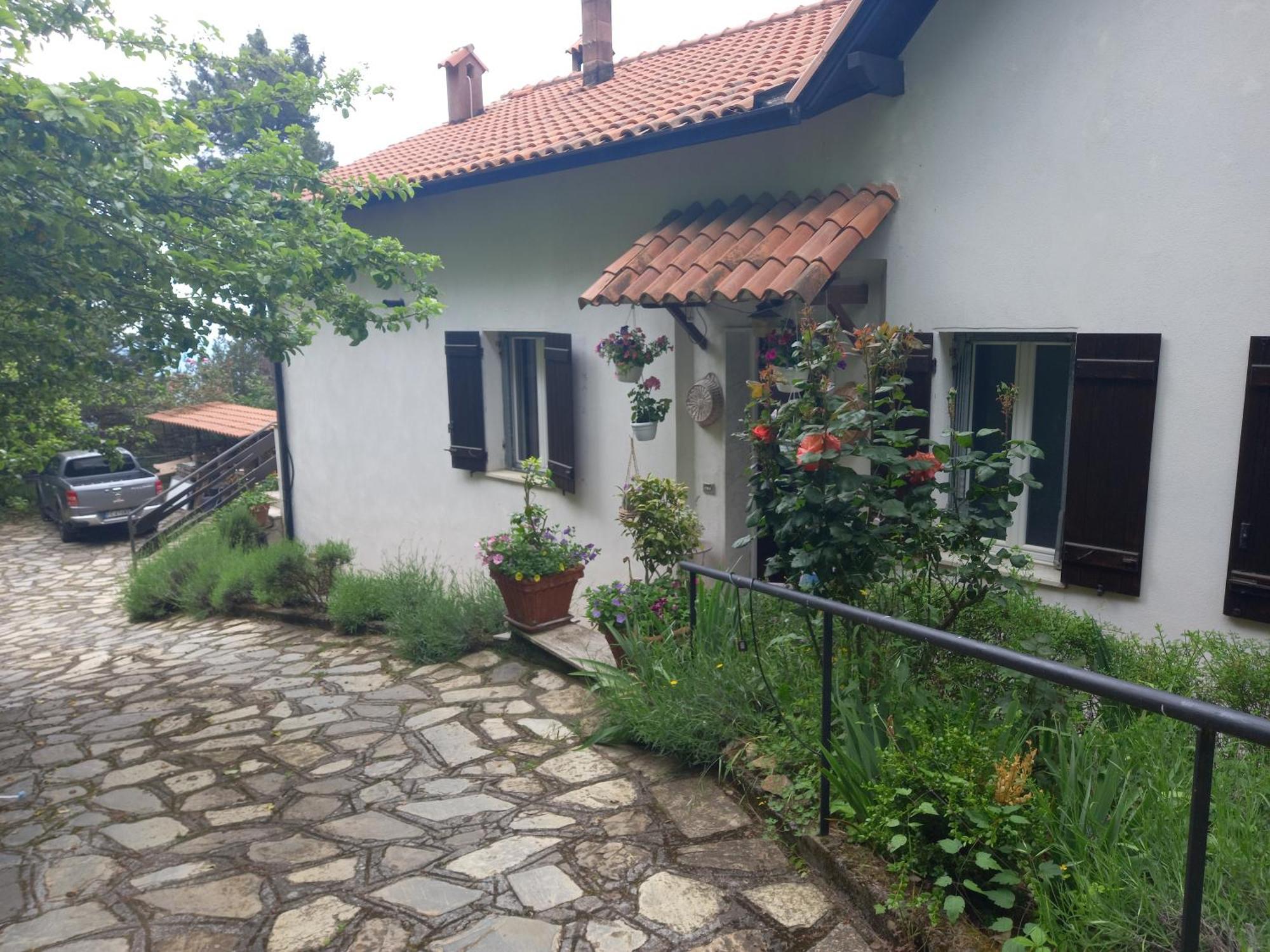 B&B Le Camelie Del Bosco Baiardo 외부 사진