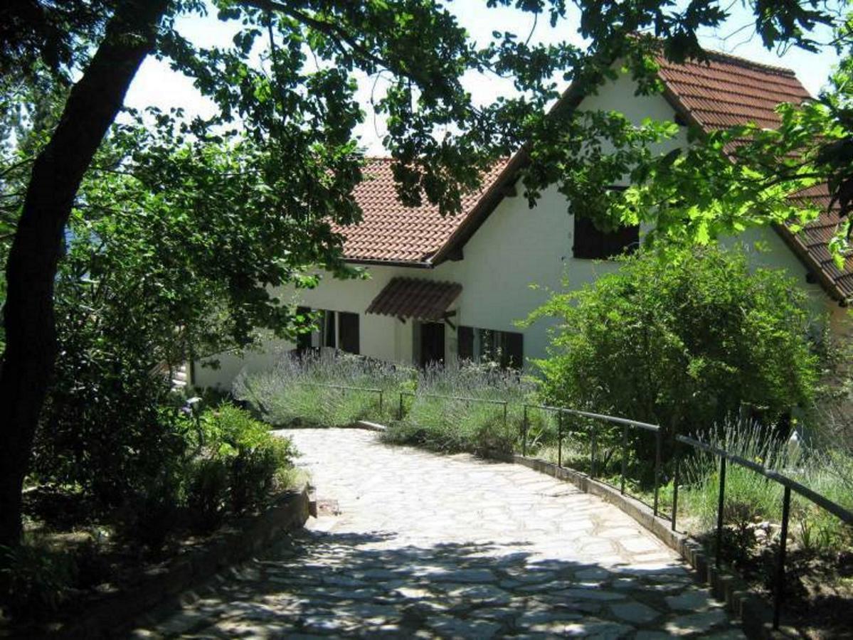 B&B Le Camelie Del Bosco Baiardo 외부 사진
